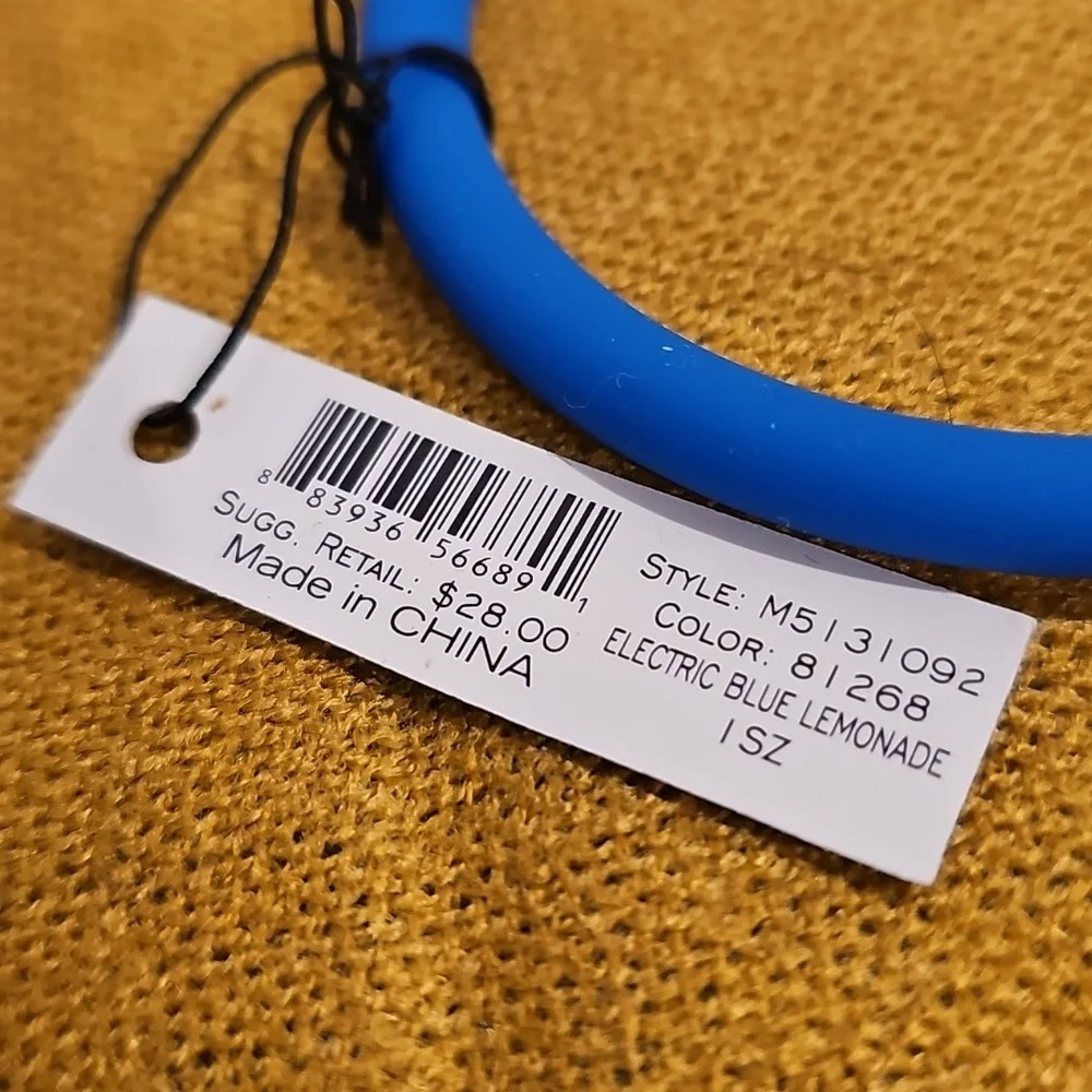 Marc By Marc Jacobs Electric Blue Silicone Logo Charm Bracelet NWT